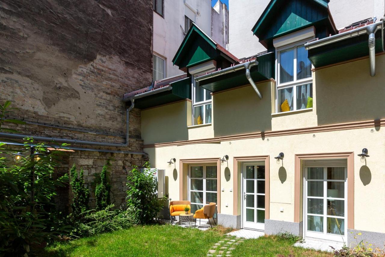 Unique Central 3 Floor Home With 4Bdrm, 3Bthrm ブダペスト エクステリア 写真